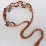 Ceinture à nouer avec médaillon