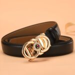 ceinture dorée et strass
