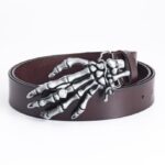 Ceinture avec main de squelette