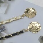 ceinture dorée élégante