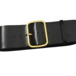 Ceinture à grande boucle dorée