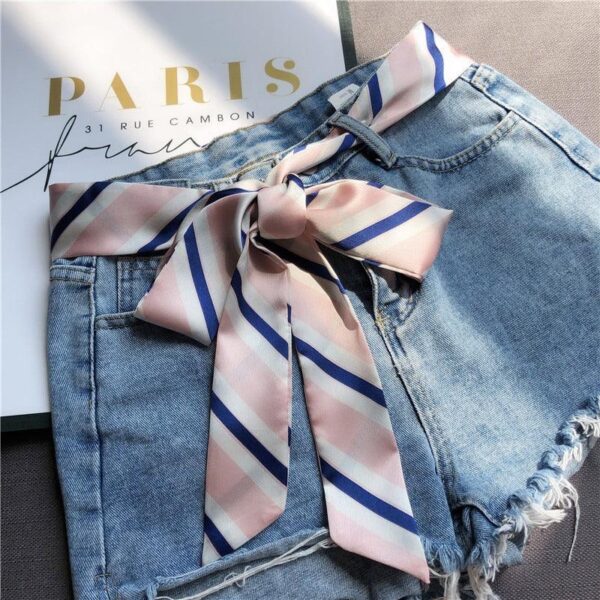 ceinture foulard à rayures bleues